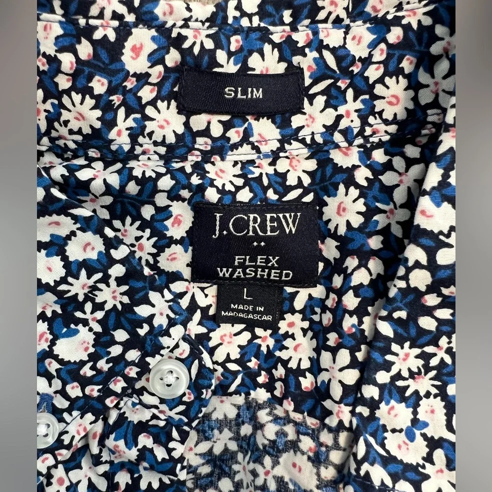 J. Crew Printed short-sleeve slim flex casual shirt Large
